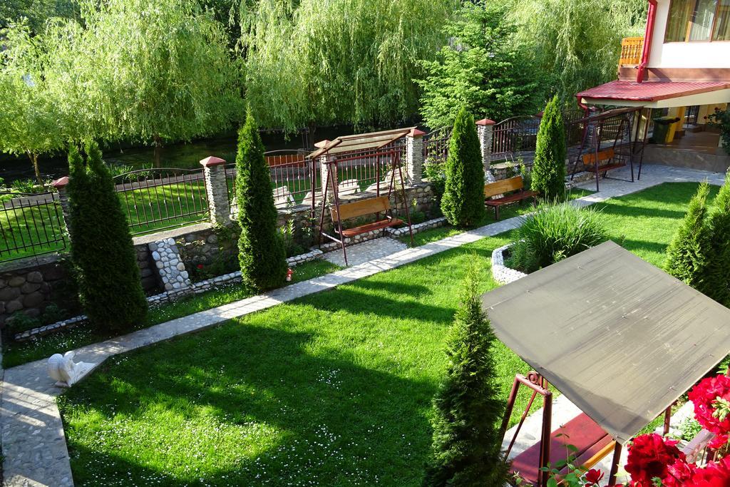 Pension Cuibul Viselor Băile Herculane Exterior foto